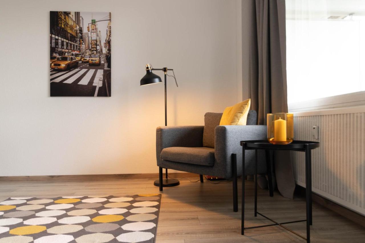 Apartment Bright - Central - Balcony - Tradefair ノイス エクステリア 写真