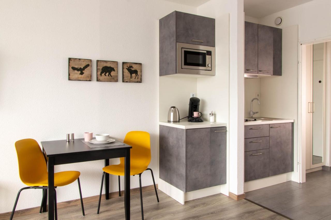 Apartment Bright - Central - Balcony - Tradefair ノイス エクステリア 写真